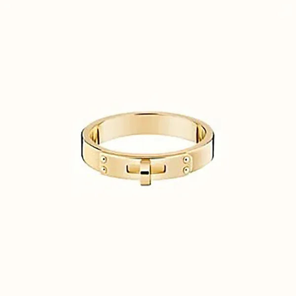 Kelly Medium Ring