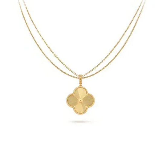 Vintage Big Clover Pendant Necklace Gold