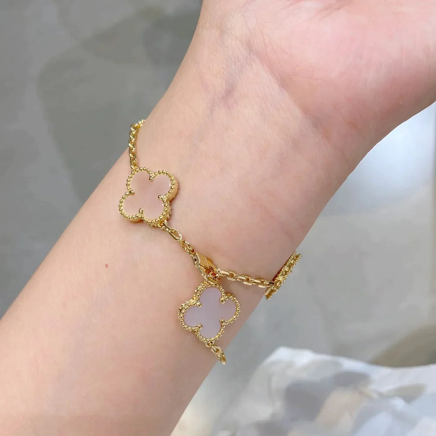 CLOVER BRACELET 5 MOTIFS MOP