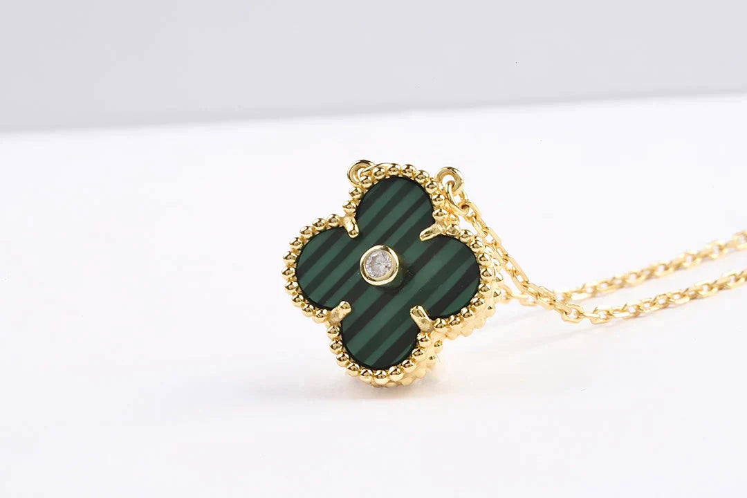 CLOVER CLOVER PENDANT MALACHITE GOLD NECKLACE