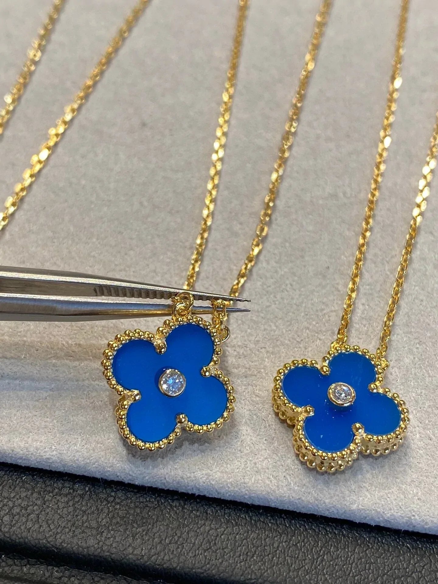 CLOVER NECKLACE GOLD DIAMOND