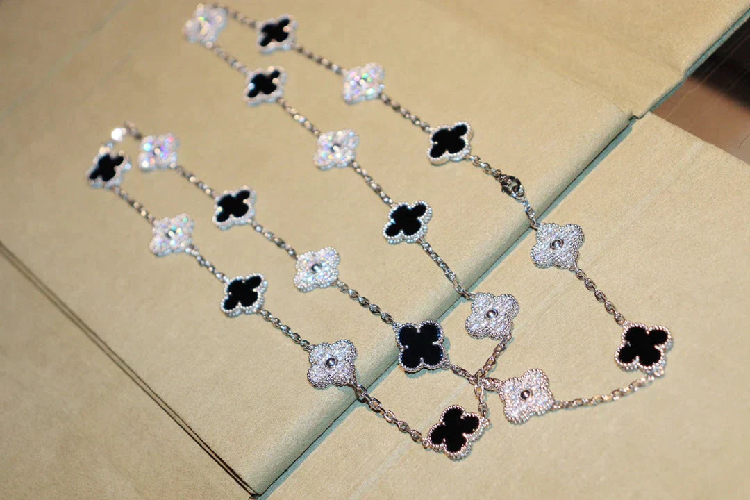 CLOVER 20 MOTIFS ONYX DIAMOND GOLD NECKLACE