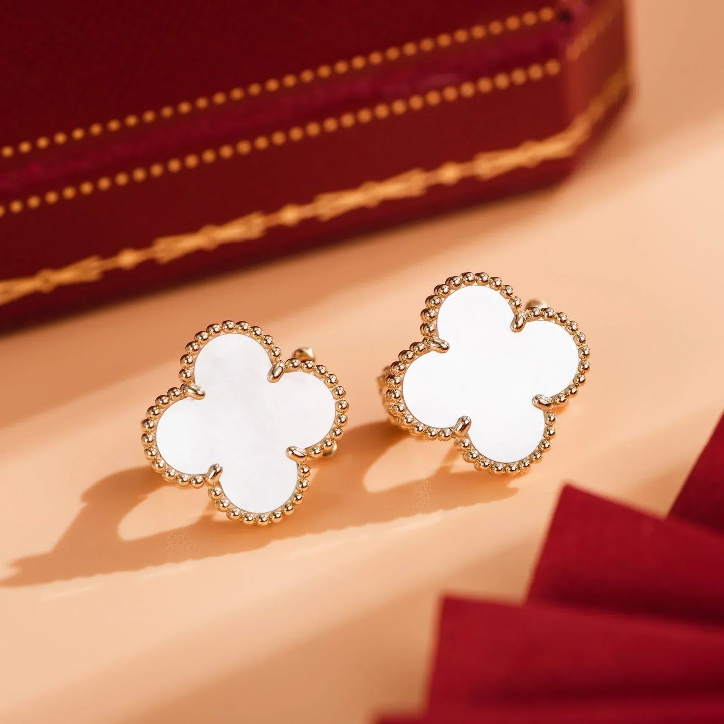 CLOVER MEDIUM WHITE MOP PINK GOLD EARRINGS