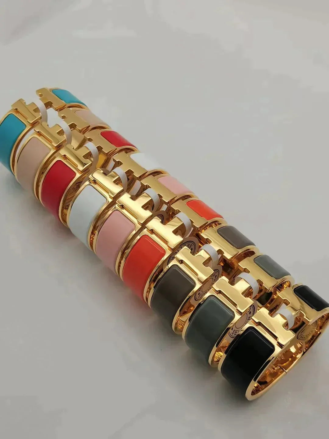 H BRACELET 20MM GOLD