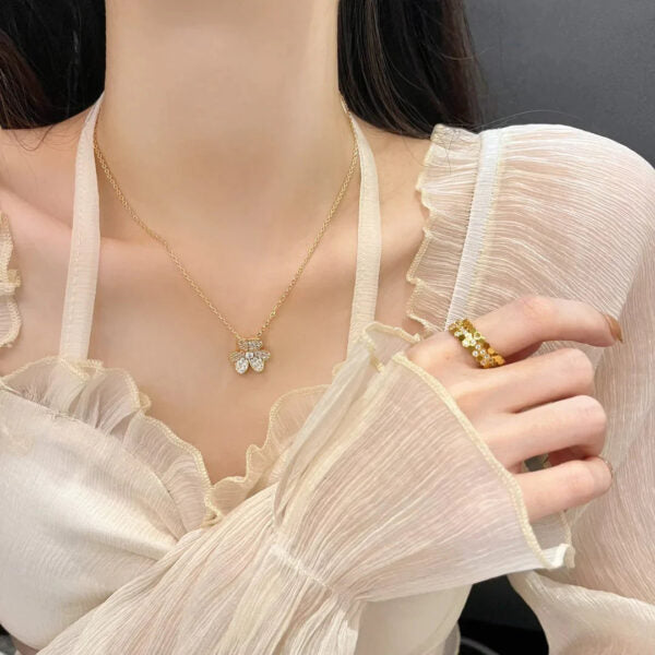 Flower Diamond Necklace