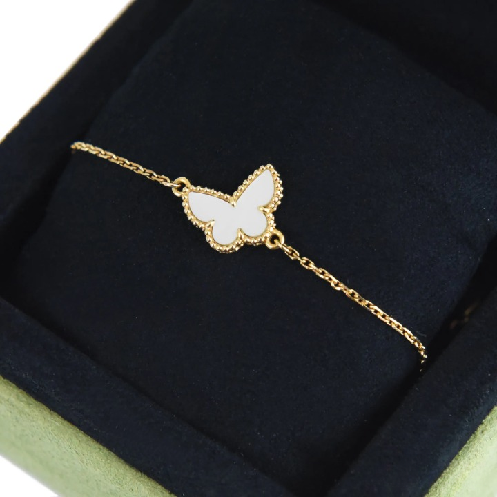 BUTTERFLY WHITE MOP GOLD BRACELET